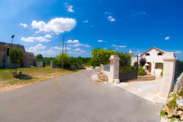 Вилла Dimore E Trulli Dell'Aia Antica Альберобелло Экстерьер фото